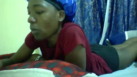 lunah_kitty online show from 16, 5, 2026