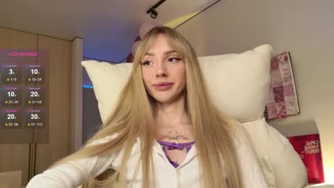 Luna online show from 1, 12, 2025