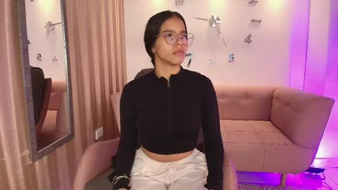 Snapshot of lunamillers_ chatting on 13, 4, 2026 lunamillers_ online show from 13, 4, 2026