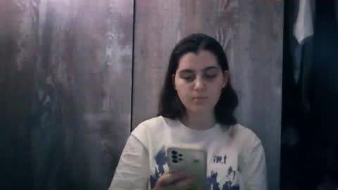 Snapshot of lunamoody chatting on 19, 9, 2025 lunamoody online show from 19, 9, 2025