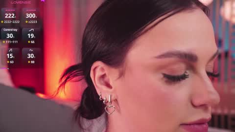 Luna  next streams Mon Fri Sat Sun 8pm-5am gmt0 online show from 27, 1, 2025