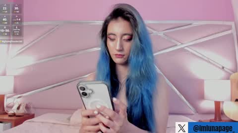 Snapshot of lunapagee chatting on 22, 1, 2025 Luna Page online show from 22, 1, 2025