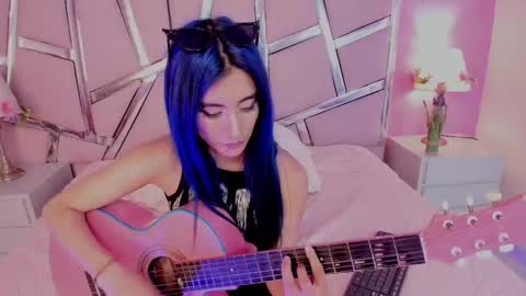 Snapshot of lunapagee chatting on 10, 9, 2025 Luna Page online show from 10, 9, 2025