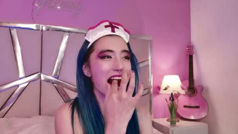 Snapshot of lunapagee chatting on 7, 10, 2025 Luna Page online show from 7, 10, 2025