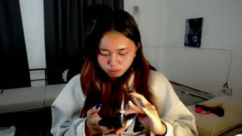 Snapshot of lunapinay chatting on 8, 5, 2026 Luna online show from 8, 5, 2026