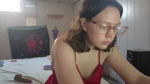 Snapshot of lunaquinn45 chatting on 21, 1, 2025 lunaquinn45 online show from 21, 1, 2025