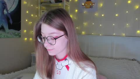 Snapshot of lunar_sofia chatting on 17, 1, 2025 Sofia online show from 17, 1, 2025