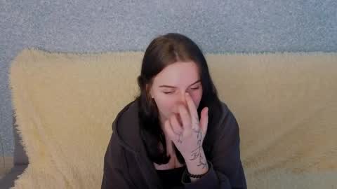 Snapshot of lunariaas chatting on 11, 4, 2026 Valeria online show from 11, 4, 2026