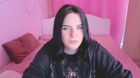 Snapshot of lunariaas chatting on 19, 5, 2026 Valeria online show from 19, 5, 2026