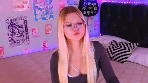 lunariafox online show from 25, 7, 2026
