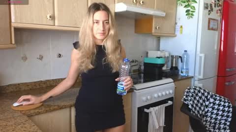  Luna online show from 3, 4, 2026