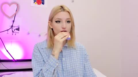 Kate online show from 24, 2, 2025