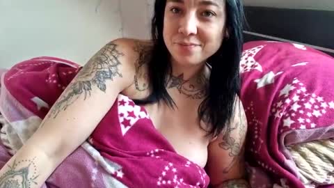 Snapshot of lunaticminx chatting on 7, 1, 2025 Luna powered by bitch dust online show from 7, 1, 2025