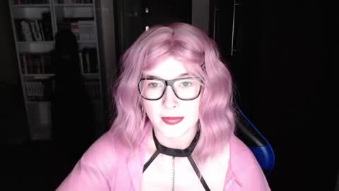 LunaXcherry online show from 6, 3, 2026