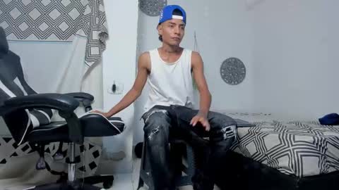 lunay_bigcock420 online show from 25, 10, 2025