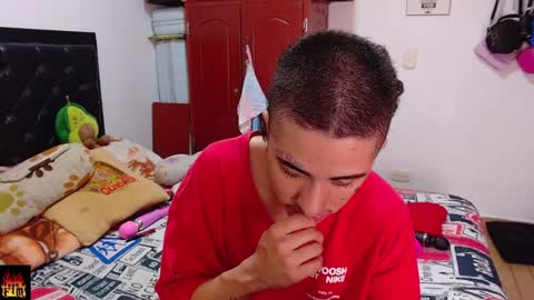 Snapshot of lunay_gutierreez chatting on 16, 12, 2024 Lunay and mariana PVT OPEN online show from 16, 12, 2024