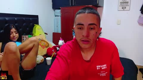 Snapshot of lunay_gutierreez chatting on 4, 1, 2025 Lunay and mariana PVT OPEN online show from 4, 1, 2025