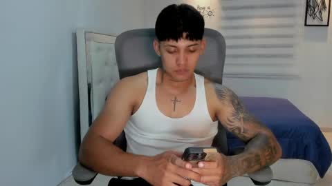 Snapshot of lunay_xtreemboy chatting on 17, 4, 2026 Lunay online show from 17, 4, 2026
