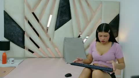 Snapshot of lunaysebastian chatting on 13, 7, 2026 Luna y Sebastian online show from 13, 7, 2026