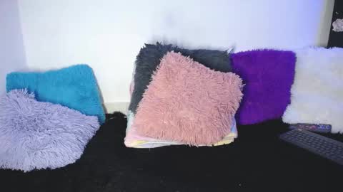 L U N I T A  online show from 26, 2, 2025