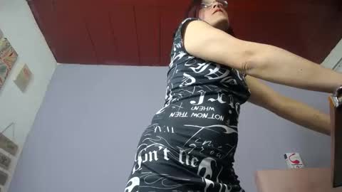 Snapshot of lunitaqueen_ chatting on 25, 5, 2026 Luna Tamara online show from 25, 5, 2026