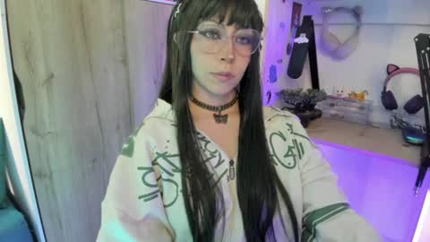 lunivyra online show from 20, 7, 2026