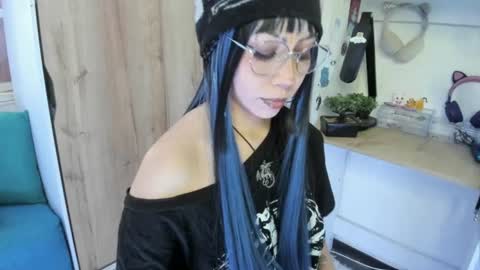 lunivyra online show from 30, 7, 2026
