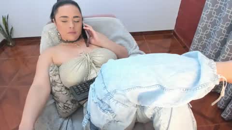 PAULINA online show from 1, 2, 2025