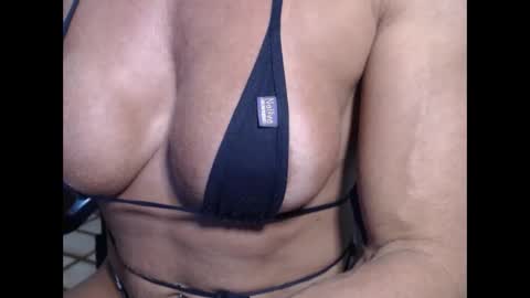 Snapshot of lusexyhot chatting on 4, 2, 2025 lusexyhot online show from 4, 2, 2025