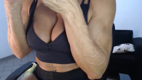 Snapshot of lusexyhot chatting on 14, 2, 2025 lusexyhot online show from 14, 2, 2025