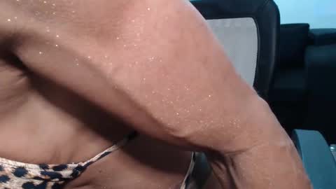 Snapshot of lusexyhot chatting on 3, 3, 2025 lusexyhot online show from 3, 3, 2025