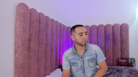 Lushian And Luna online show from 7, 4, 2026