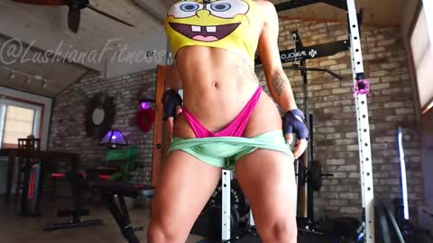 SHOWS ALL MONDAY WEDNESDAYFRIDAYSATURDAY  IN THE MORNING online show from 18, 2, 2025