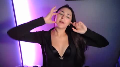 lushlolly online show from 21, 1, 2025