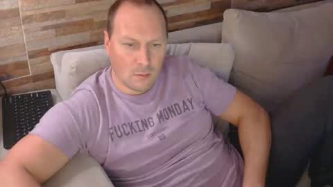 lustonfan online show from 28, 4, 2026