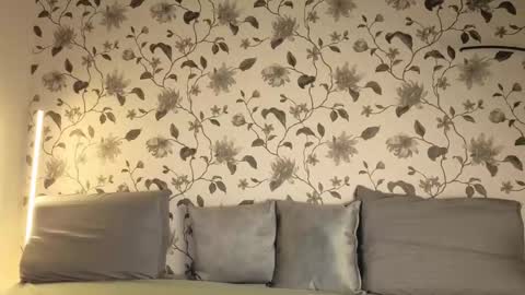 Aura online show from 22, 12, 2025