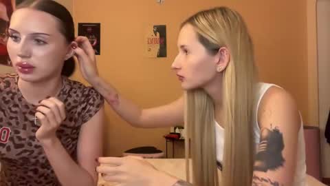 Snapshot of lustytwins chatting on 1, 10, 2025 lustytwins online show from 1, 10, 2025