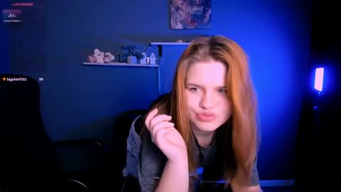 lusy_puff online show from 25, 1, 2025