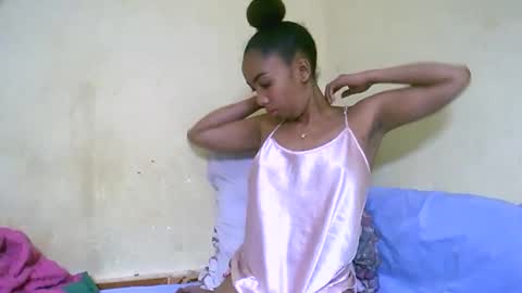 lutchia online show from 19, 9, 2025