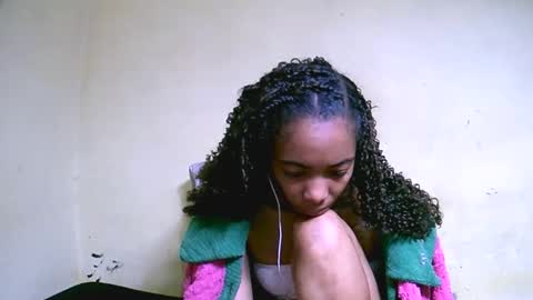 lutchia online show from 25, 9, 2025