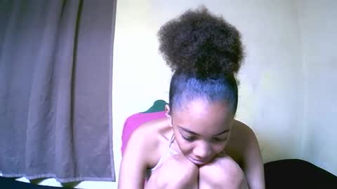 lutchia online show from 2, 10, 2025