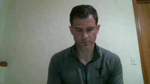 Snapshot of luvalonsix chatting on 19, 9, 2025 luvalonsix online show from 19, 9, 2025