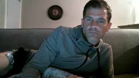 Snapshot of luvalonsix chatting on 24, 9, 2025 luvalonsix online show from 24, 9, 2025