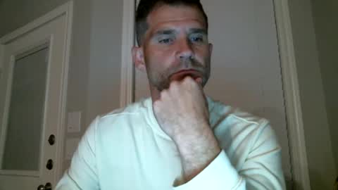 Snapshot of luvalonsix chatting on 2, 10, 2025 luvalonsix online show from 2, 10, 2025