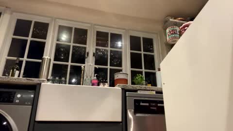 luvcamgirlz online show from 3, 3, 2025