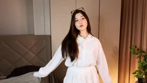 Snapshot of luveniatoan chatting on 12, 4, 2026 Nana online show from 12, 4, 2026