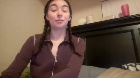 Snapshot of luvrxstarx chatting on 15, 3, 2026 luvrxstarx online show from 15, 3, 2026