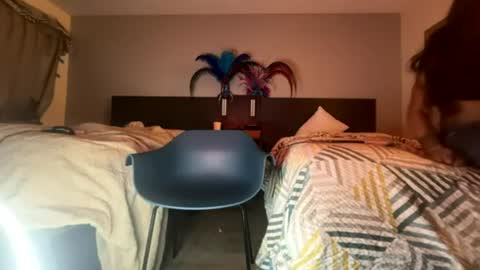 Snapshot of luvvlee chatting on 30, 6, 2026 luvvlee online show from 30, 6, 2026