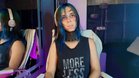 Snapshot of luxiel_ chatting on 27, 4, 2026 Luxiel 3 online show from 27, 4, 2026