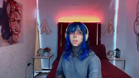Snapshot of luxiel_ chatting on 26, 5, 2026 Luxiel 3 online show from 26, 5, 2026
